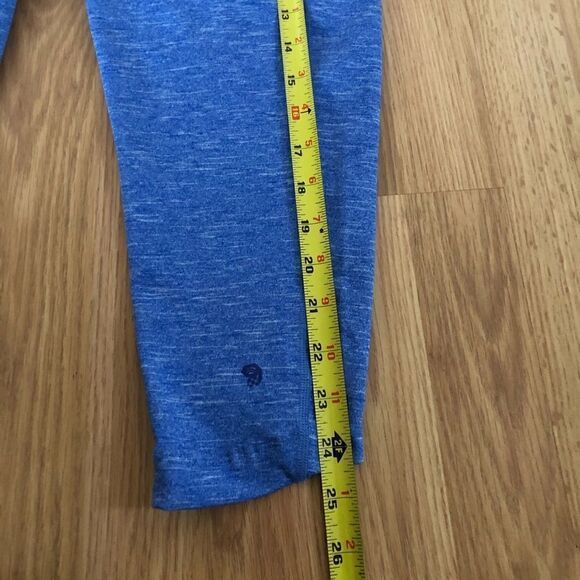 MOUNTAIN HARDWEAR Heather Blue Capri Leggings - Picture 3 of 7